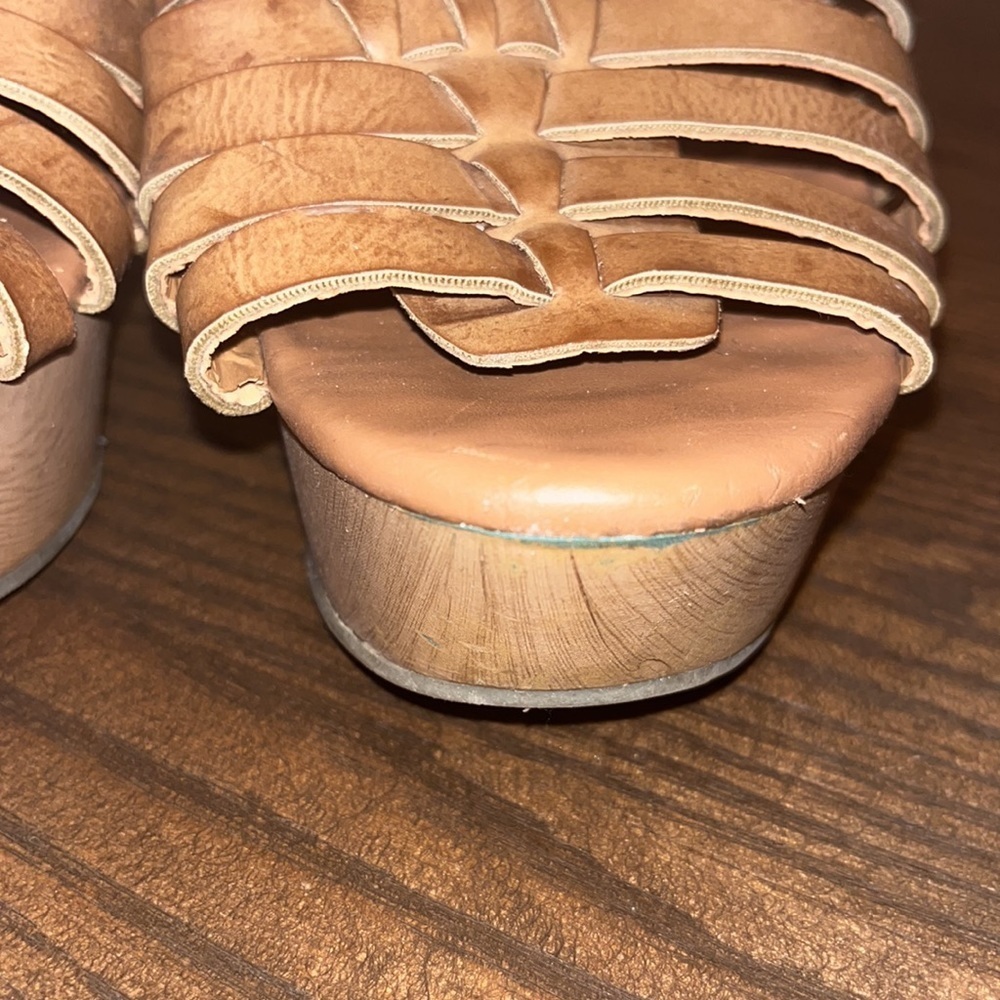 Mossimo supply brown leather sandals, size 9 - Picture 7 of 10